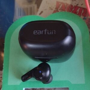 Earfun TW20-Black Wireless Earbuds NWOT